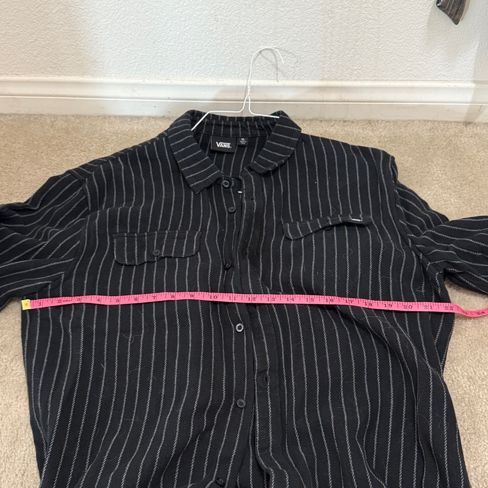 Vans Men's Black Pinstripe Shirt flanel - Picture 5 of 7